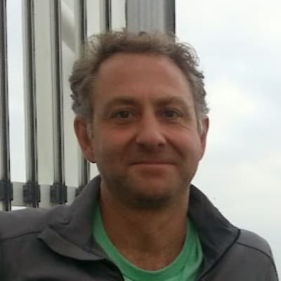  Robert Thompson 